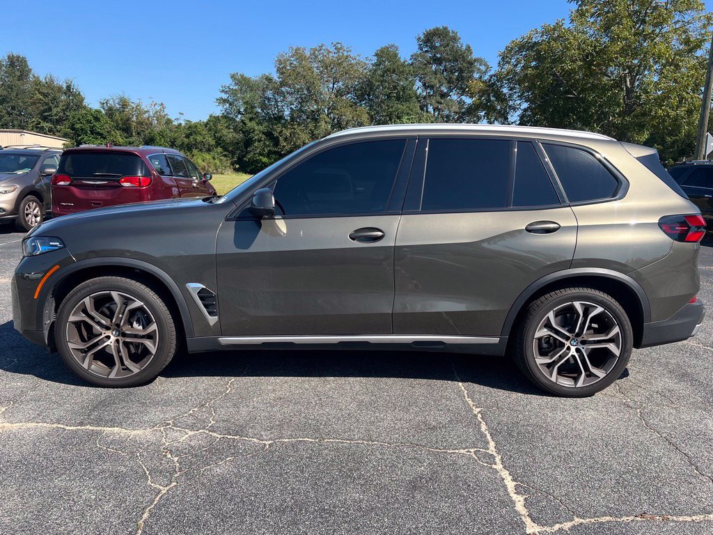 Used 2025 BMW X5 xDrive40i w/ Premium Package AWD/4WD image 27