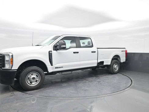 Used 2023 Ford F350 XL w/ Snow Plow Prep Package image 5