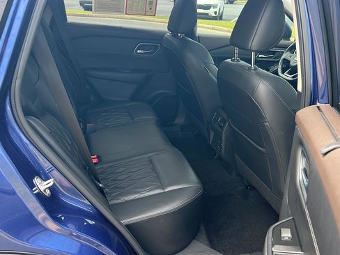 Used 2023 Nissan Rogue Platinum w/ Platinum Premium Package image 13