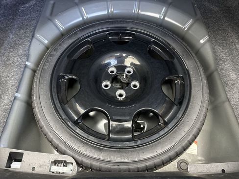 Used 2022 Ford Mustang Premium image 39