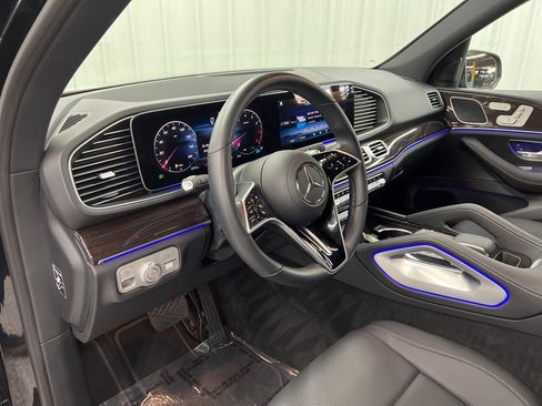 Used 2025 Mercedes-Benz GLE 350 4MATIC image 16