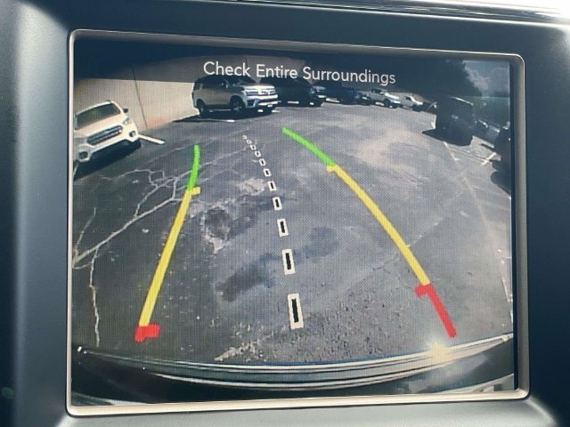 Used 2017 Jeep Grand Cherokee Overland AWD/4WD image 30