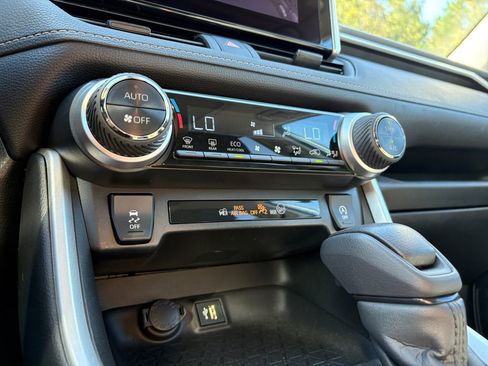 Used 2023 Toyota RAV4 XLE image 31