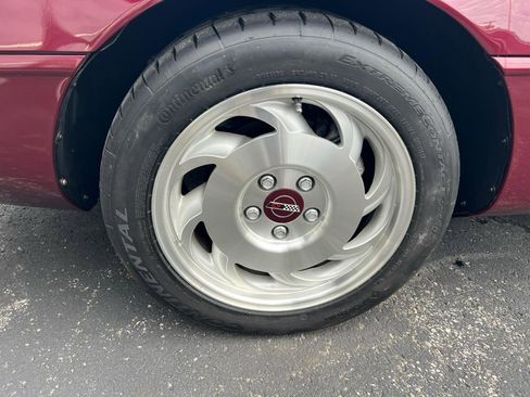 Used 1993 Chevrolet Corvette 2dr Coupe Hatchback image 25