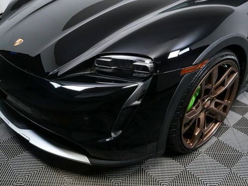 Used 2021 Porsche Taycan 4 Cross Turismo image 34