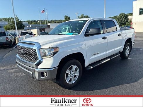 Certified 2019 Toyota Tundra SR5 AWD/4WD image 17
