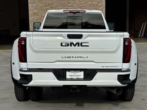 New 2026 GMC Sierra 3500 Denali Ultimate image 15