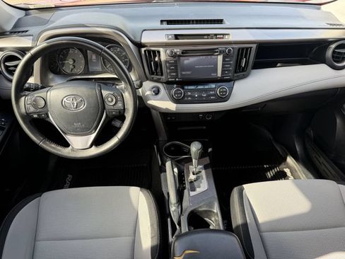 Used 2017 Toyota RAV4 XLE w/ Plus Extra Value Package FWD image 9