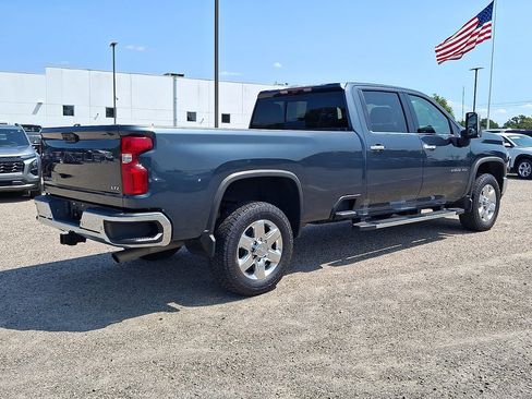Used 2020 Chevrolet Silverado 2500 LTZ w/ LTZ Premium Package AWD/4WD image 9