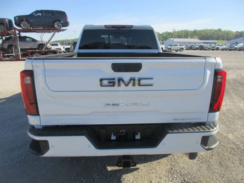 New 2026 GMC Sierra 2500 Denali Ultimate AWD/4WD image 5