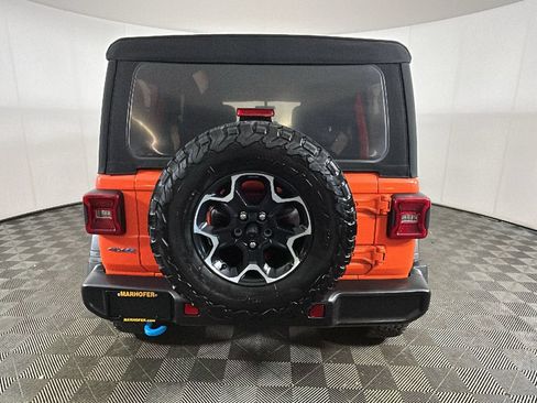 Used 2023 Jeep Wrangler Unlimited Rubicon 4xe w/ Cold Weather Group AWD/4WD image 4