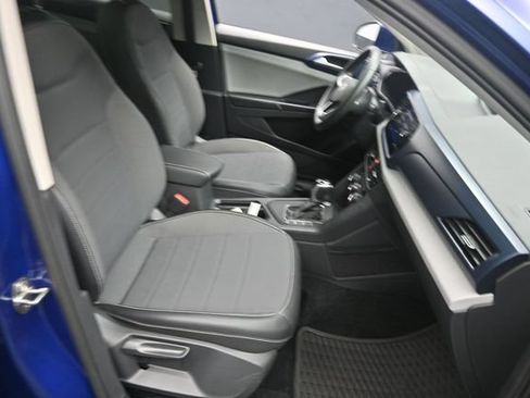 Used 2022 Volkswagen Taos SE FWD image 29