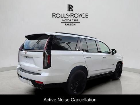 Used 2023 Cadillac Escalade V AWD/4WD image 5