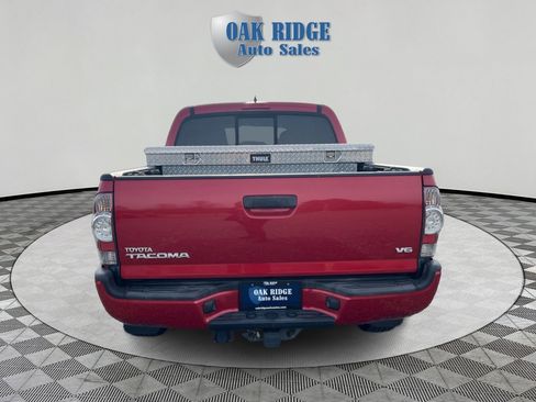 Used 2014 Toyota Tacoma V6 image 6