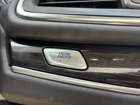 Used 2019 Buick Enclave Essence w/ Trailering Package, 5000 lbs. FWD image 35