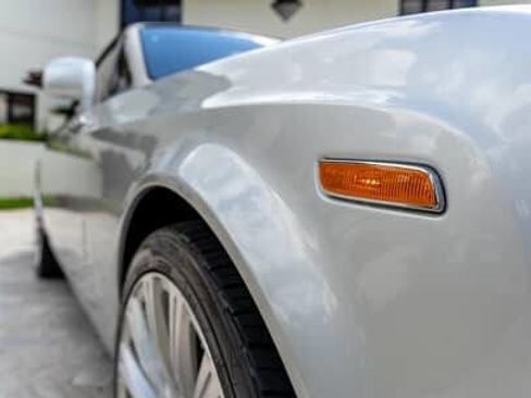 Used 2014 Rolls-Royce Phantom Drophead Coupe image 27