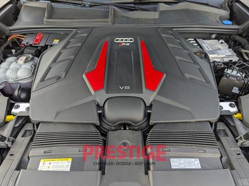 Used 2024 Audi RS Q8 image 36