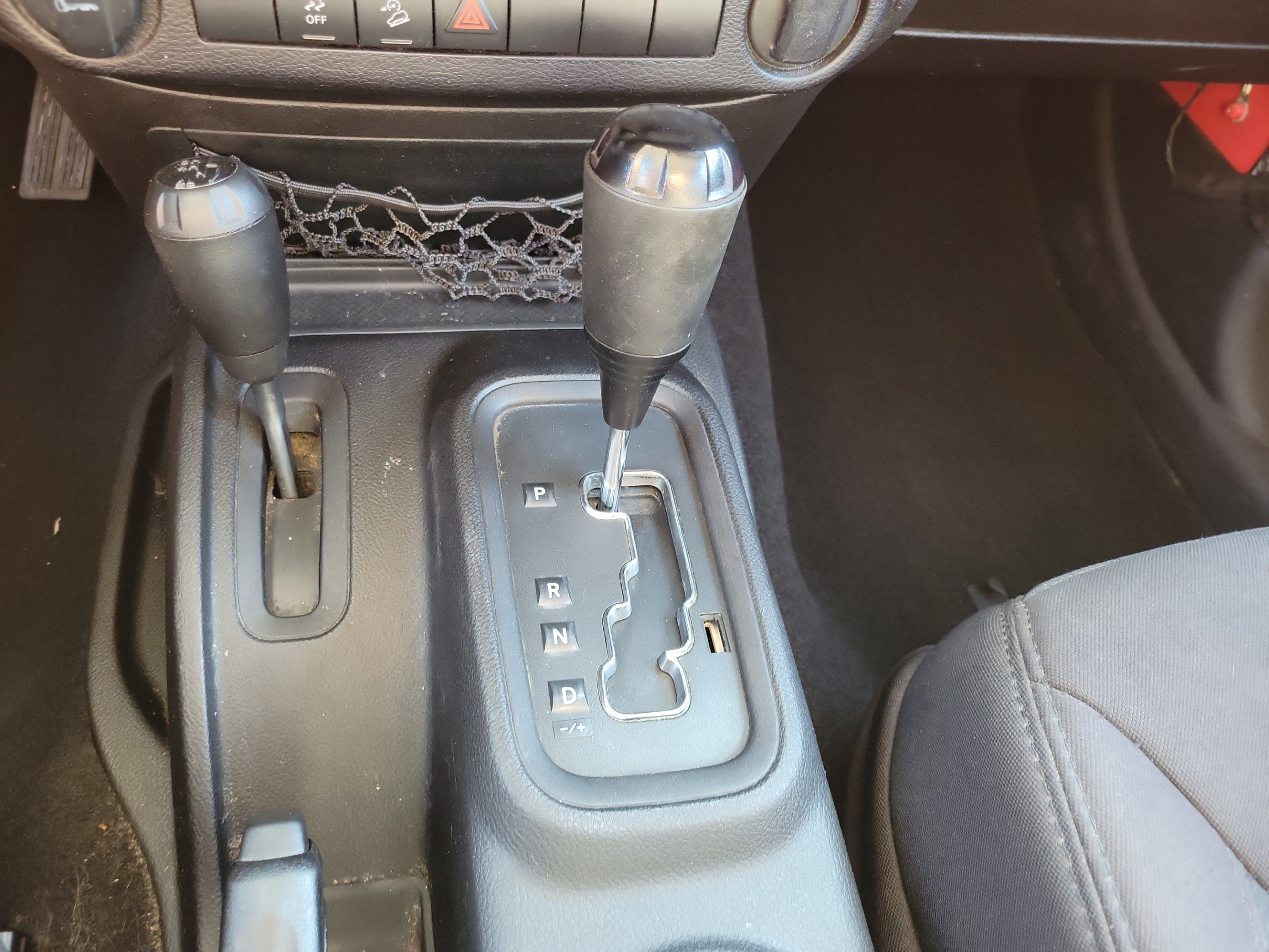 Used 2013 Jeep Wrangler Sport AWD/4WD image 21