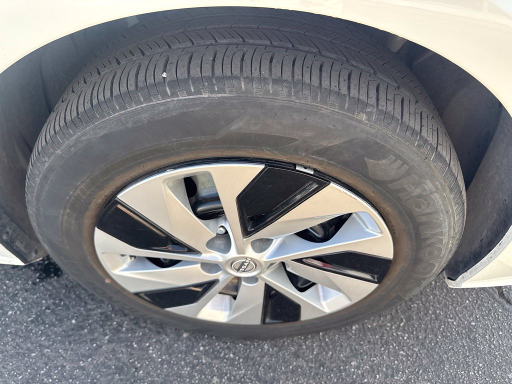 Used 2025 Nissan Altima 2.5 S FWD image 7