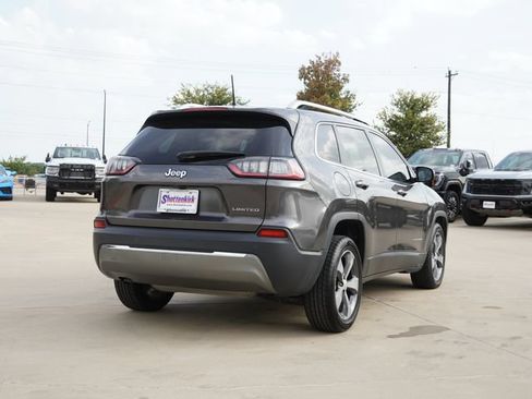 Used 2019 Jeep Cherokee Limited FWD image 9