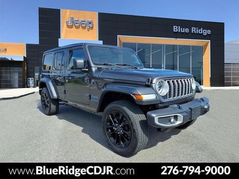 Used 2025 Jeep Wrangler Unlimited Sahara w/ Safety Group AWD/4WD image 1