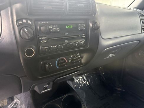 Used 1998 Ford Ranger XLT image 17