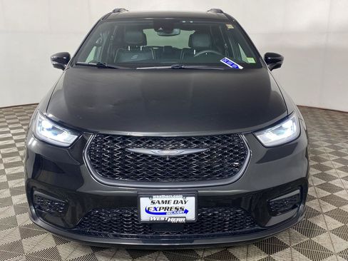Used 2022 Chrysler Pacifica Limited w/ S Appearance Package AWD/4WD image 6