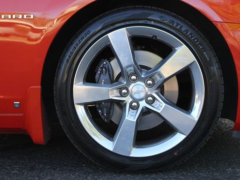 Used 2010 Chevrolet Camaro SS image 41