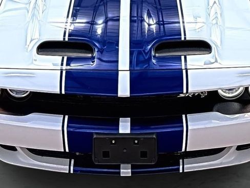 Used 2019 Dodge Challenger SRT Hellcat image 16