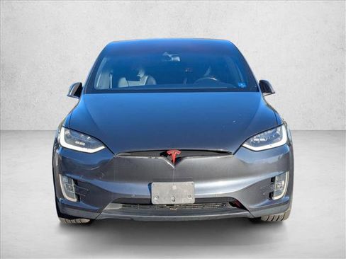 Used 2016 Tesla Model X 75D image 2
