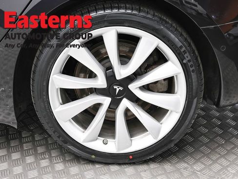 Used 2018 Tesla Model 3 Long Range image 8