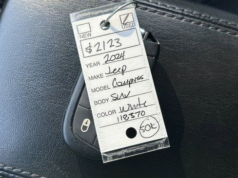 Used 2024 Jeep Compass Latitude image 35