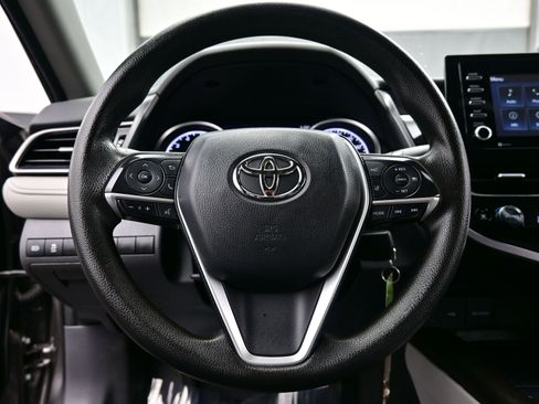 Used 2023 Toyota Camry LE image 22