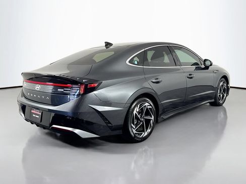 Used 2024 Hyundai Sonata SEL w/ Convenience Package FWD image 5