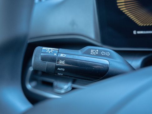 New 2025 Kia K4 LXS image 24