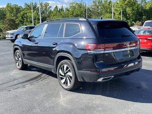 Used 2025 Volkswagen Atlas SE AWD/4WD image 5