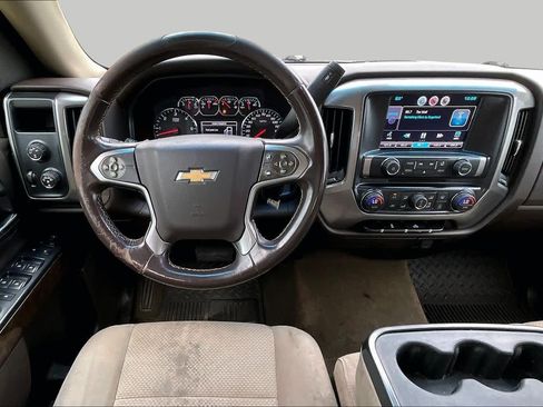 Used 2015 Chevrolet Silverado 1500 LT w/ LT Convenience Package AWD/4WD image 5