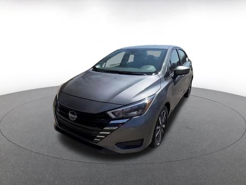 Used 2025 Nissan Versa SV FWD image 6