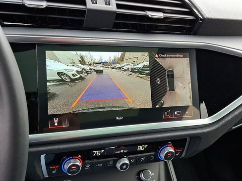 Certified 2025 Audi Q3 2.0T Premium Plus w/ Premium Plus Package image 19