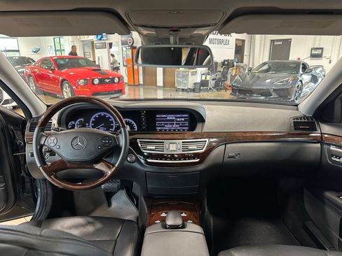 Used 2013 Mercedes-Benz S 550 image 15