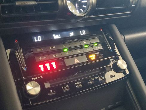 Used 2025 Lexus IS 350 F Sport w/ Accessory Package image 32