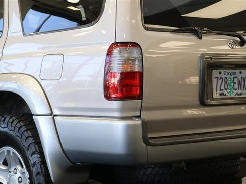 Used 2000 Toyota 4Runner Limited AWD/4WD image 56