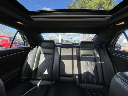 Used 2023 Chrysler 300 S image 31