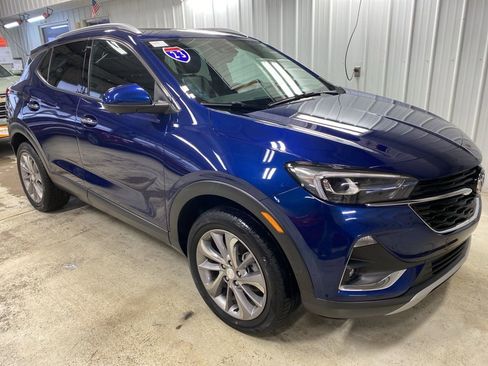 Used 2023 Buick Encore GX Essence w/ Advanced Technology Package image 4