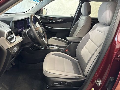 Certified 2024 Chevrolet TrailBlazer LT w/ Convenience Package image 10