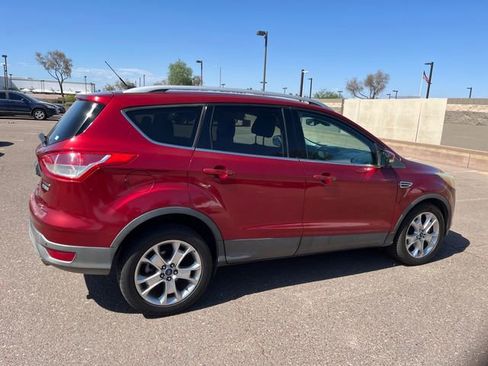 Used 2014 Ford Escape Titanium FWD image 5