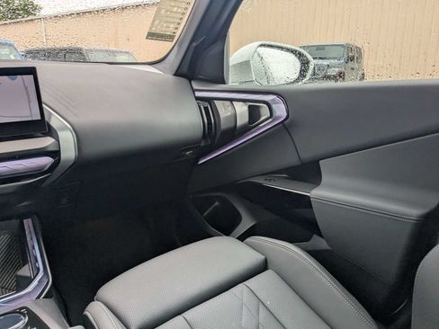 Used 2026 BMW X3 xDrive30i AWD/4WD image 16
