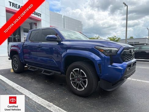 Used 2025 Toyota Tacoma TRD Sport AWD/4WD image 1