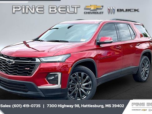 Used 2023 Chevrolet Traverse RS FWD image 10