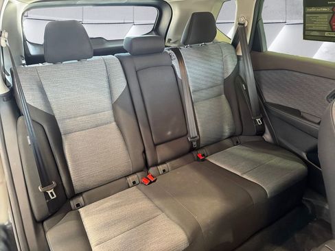 Used 2023 Nissan Rogue SV image 16